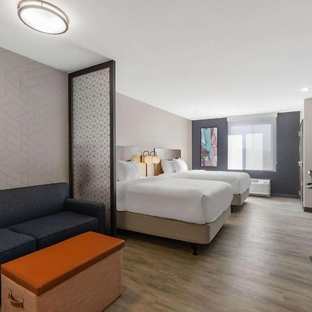 Everhome Suites Corona Eksteriør billede