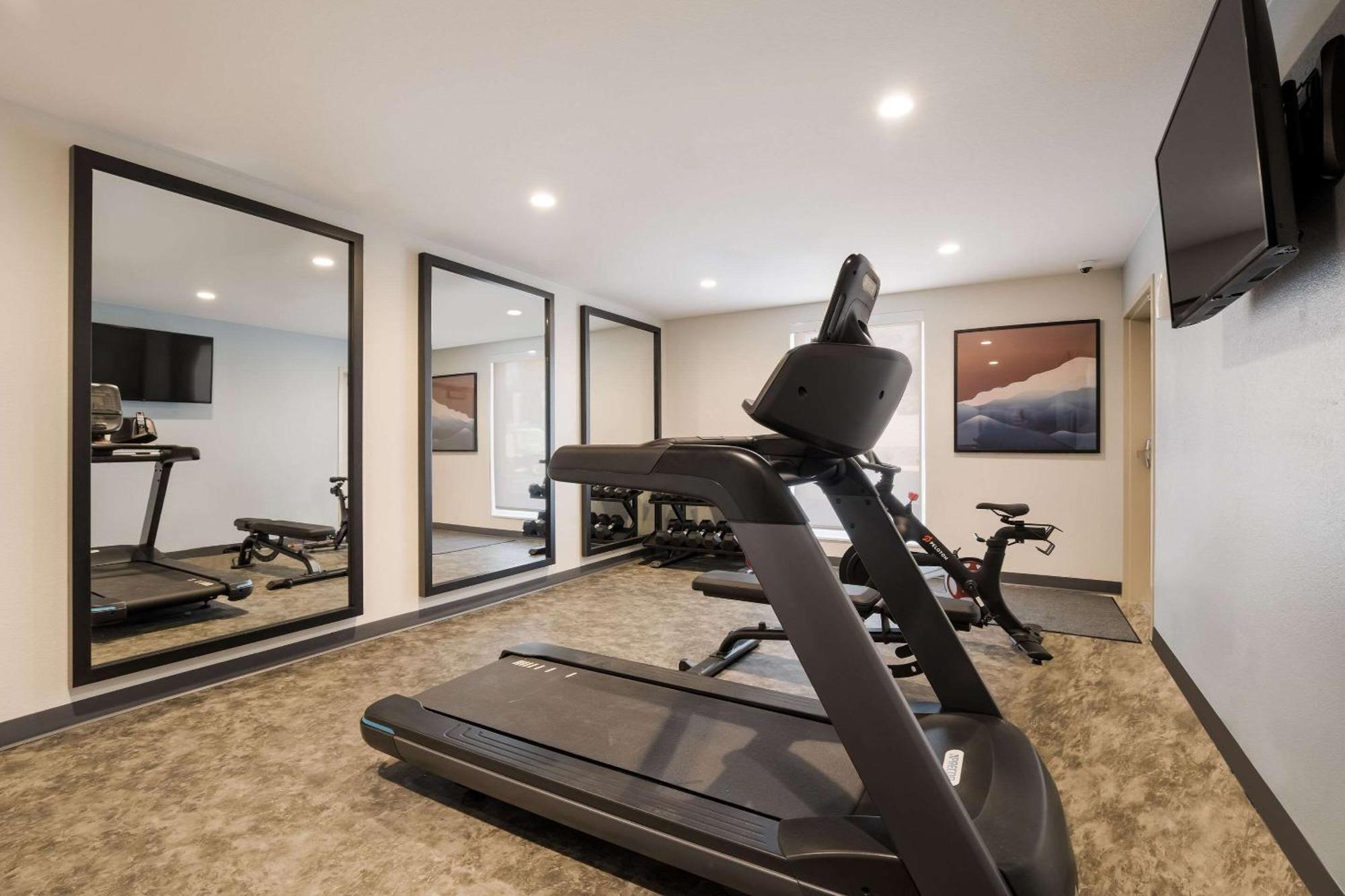 Everhome Suites Corona Eksteriør billede