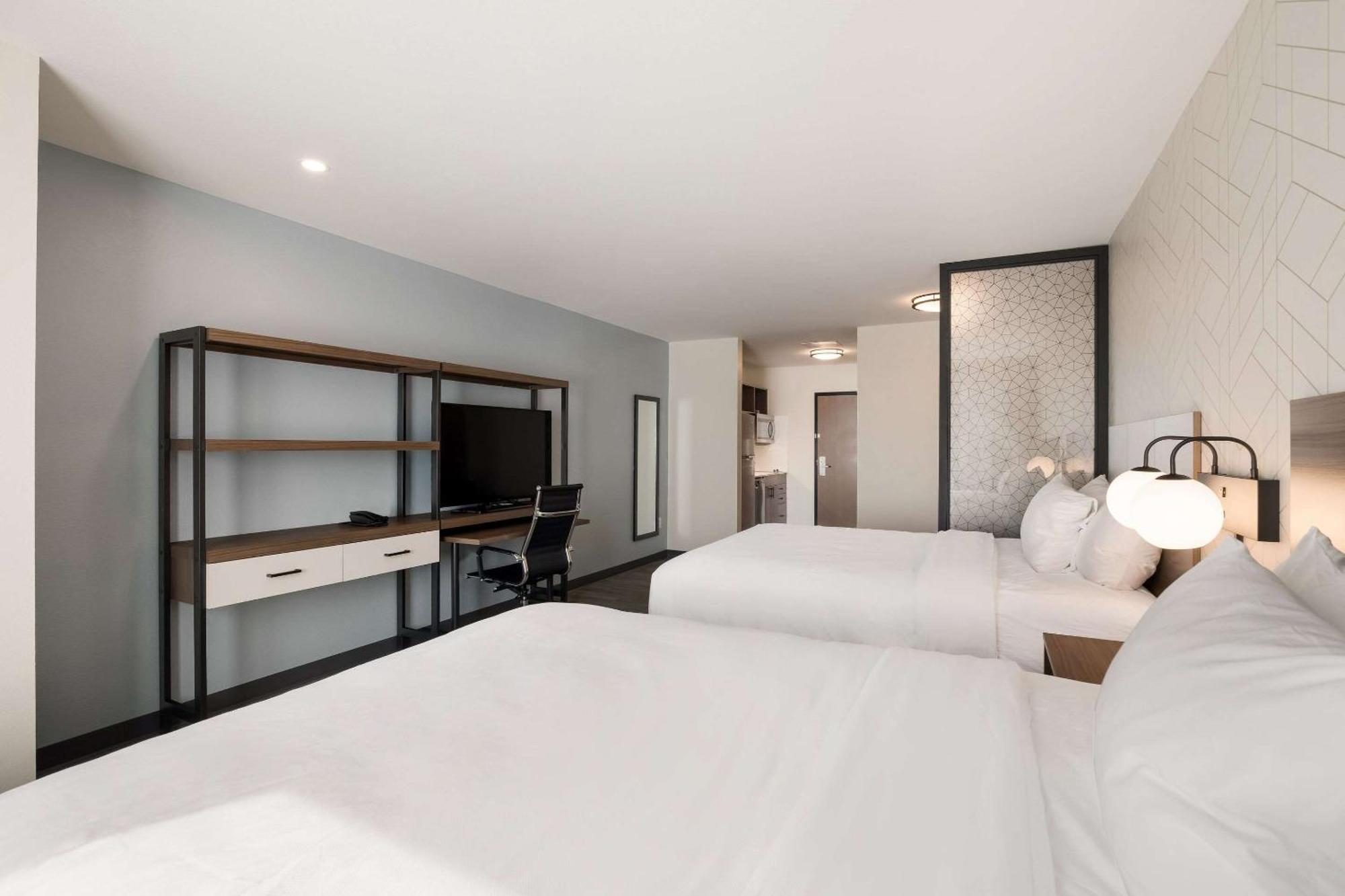 Everhome Suites Corona Eksteriør billede